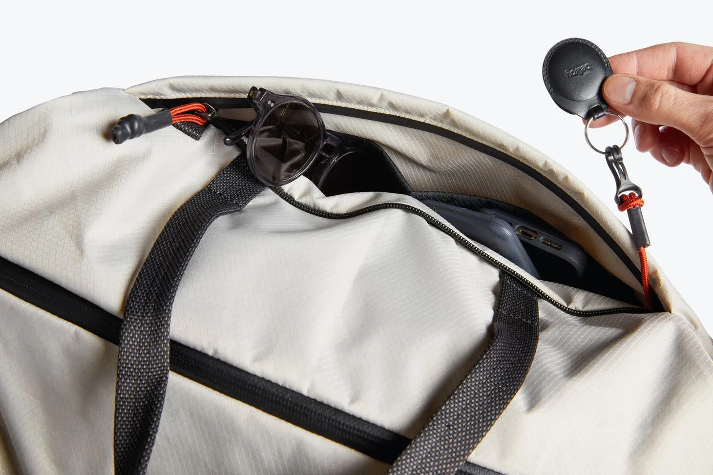 Bellroy Lite Duffel | Chalk (Leather Free)