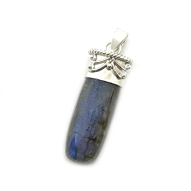 Rein Labradorite Bohemian Shard Pendant