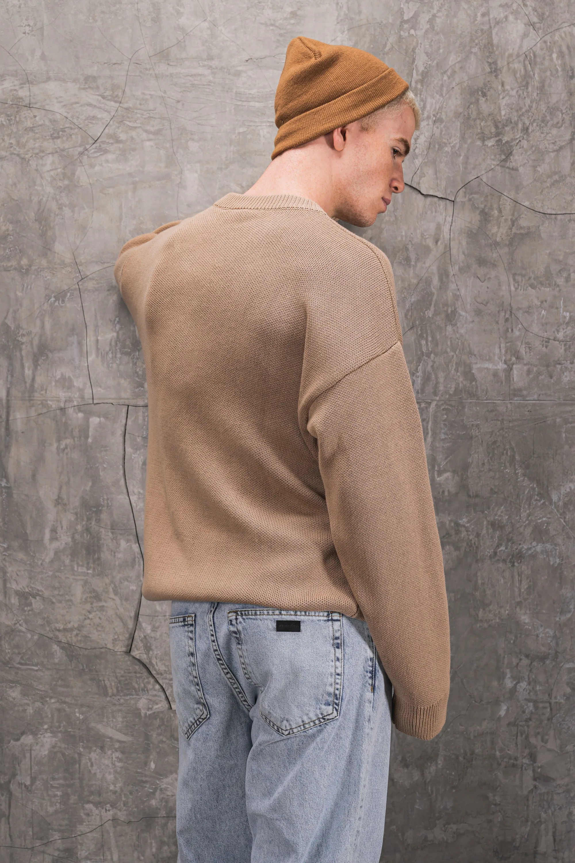 Universal Premium Knitted Crew - Beige