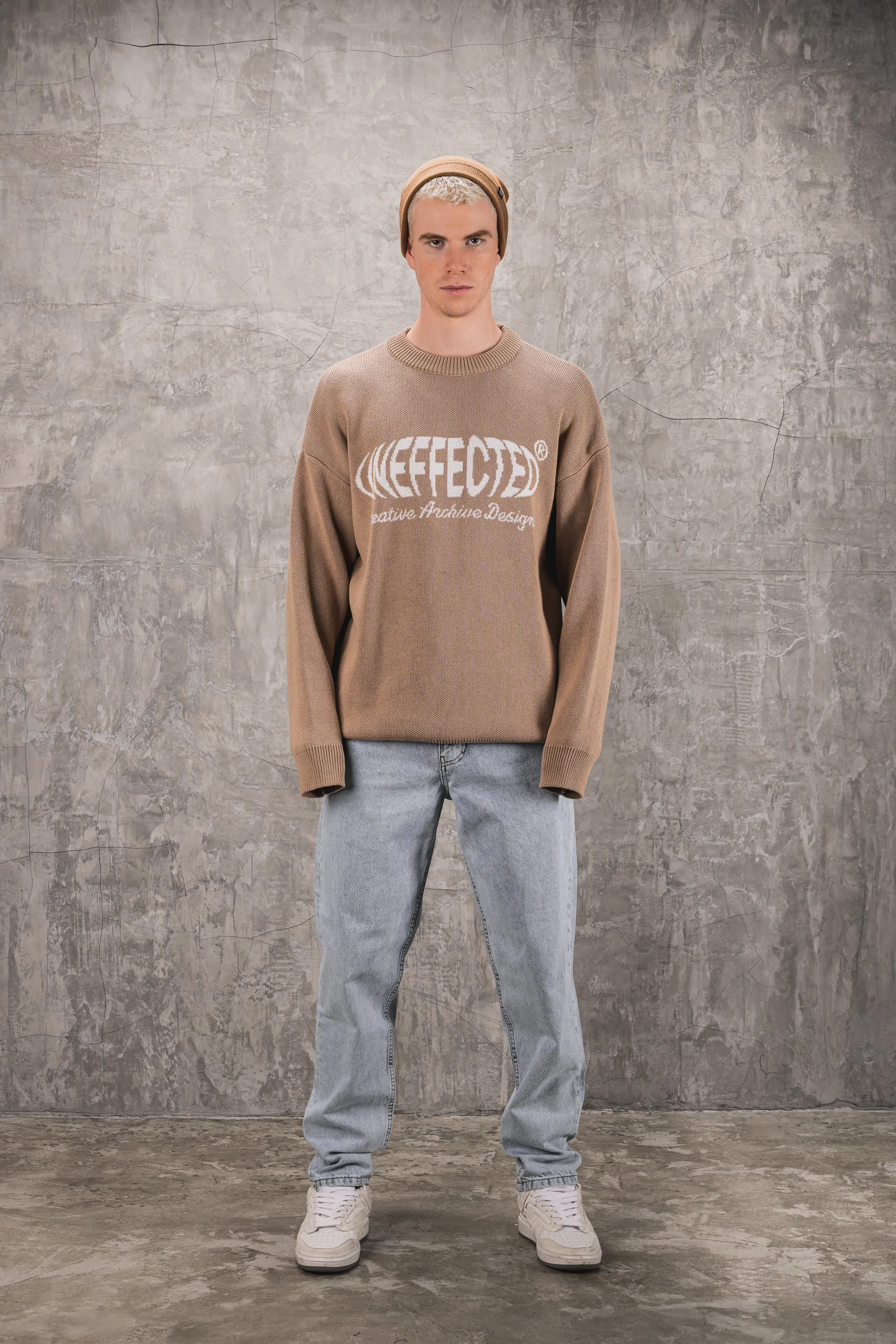 Universal Premium Knitted Crew - Beige